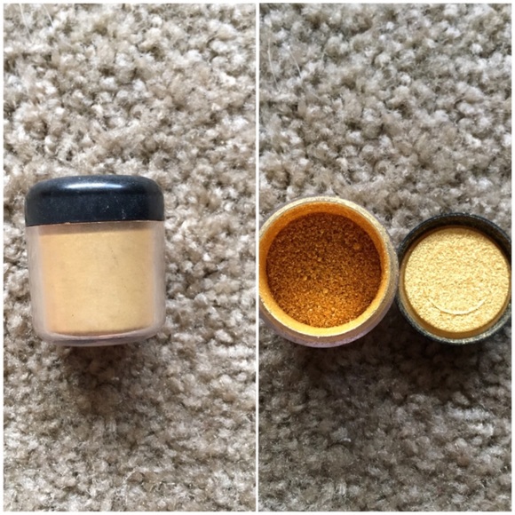 MAC Discontinued Golden Lemon Pigment
