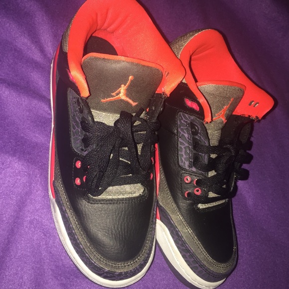 Jordan 3s great condition! - Picture 3 of 4