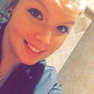 Meet your Posher, Kellie