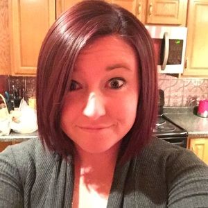 Meet your Posher, Claire