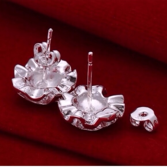 925 sterling silver rose earrings - Picture 2 of 3