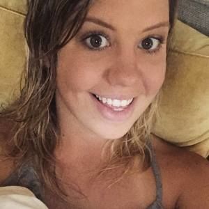 Meet your Posher, Hillary