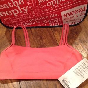 Lululemon Straight Up bra