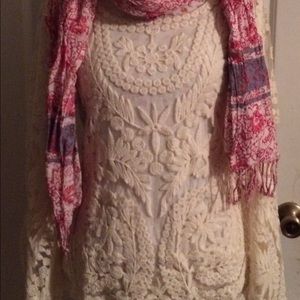 REDUCED 🎀 Lace long sleeve top