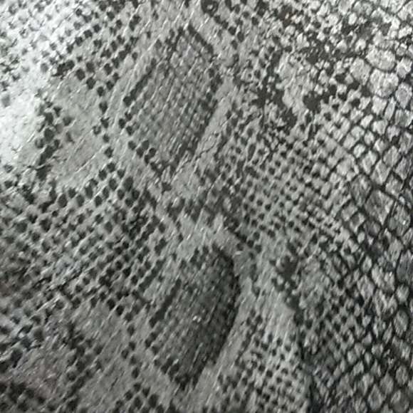 Button up snakeskin pattern jacket - Picture 4 of 4