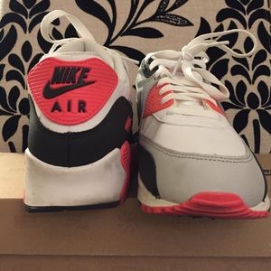 Nike Air Max 90