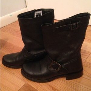 Frye 'Veronica' Short Boots