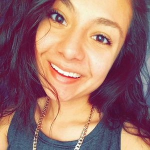 Meet your Posher, Jocelyn