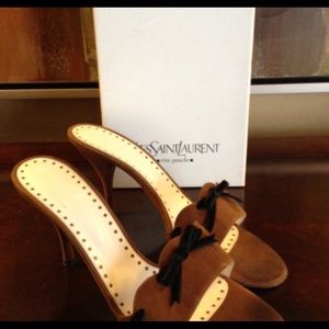 Very Cute Brown Suede Mules