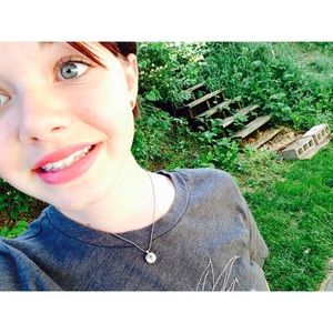 Meet your Posher, Eanna