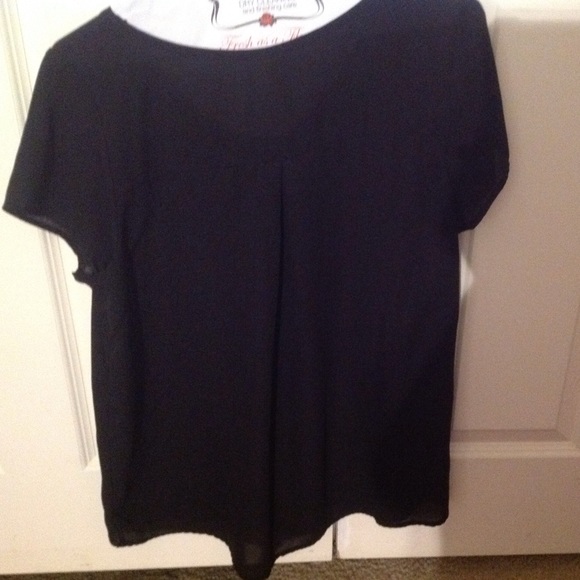 Black chiffon top - Picture 3 of 3