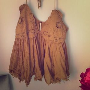 Free People Tank ✌🏻️💛