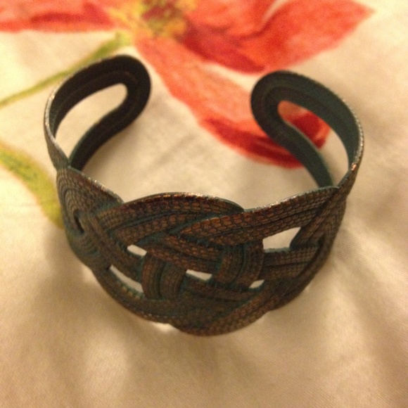 Bracelet - Picture 2 of 2