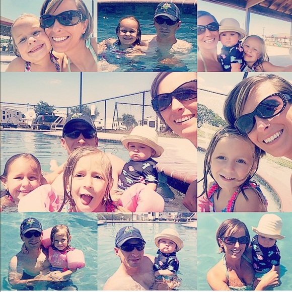 Meet Your Posher - Picture 2 of 4