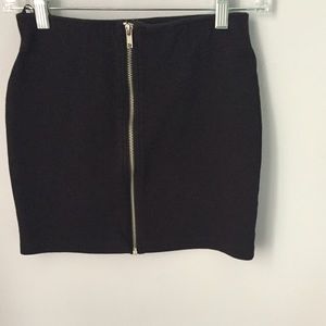 Black H&M skirt !