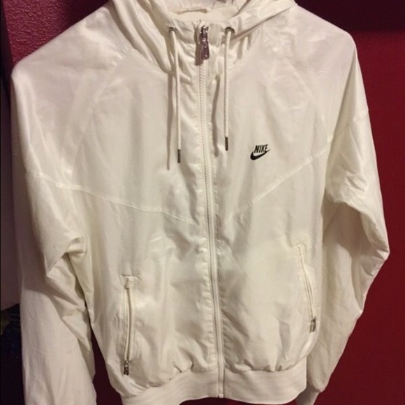 Nike full zip waiter resistant jacket