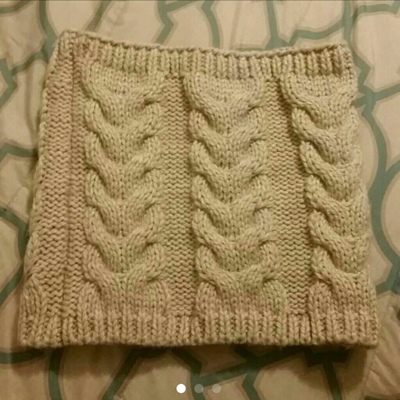 GAP Infinity scarf