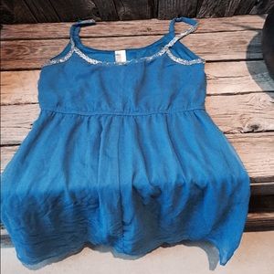 Bright blue dress ! 💙