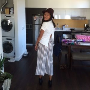 Meet your Posher, Yeshi