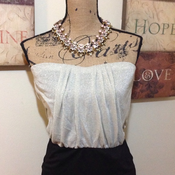 [BOGO 50%] 2 Hearts Strapless Dress