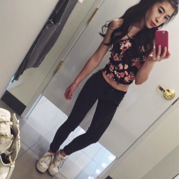 Hey! I'm Noelle(: - Picture 4 of 4