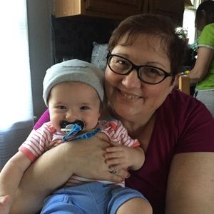 Meet your Posher, Debra