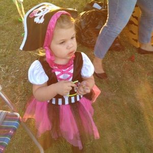 3-4t pirate costume
