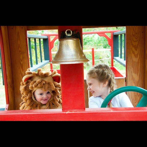 Meet your Posher, Kat๐ป - Picture 4 of 5