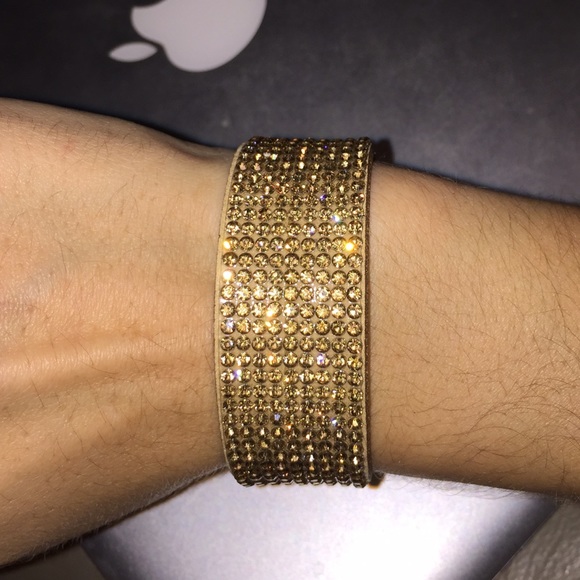 Gold Crystal Bracelet * Las Vegas *