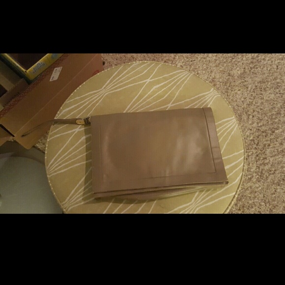 Lou Taylor purse