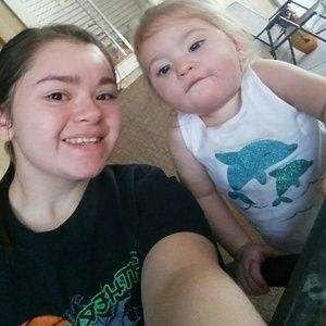 Meet your Posher, Dominga