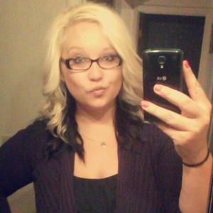 Meet your Posher, Alicia