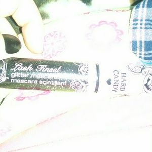 Glitter mascara