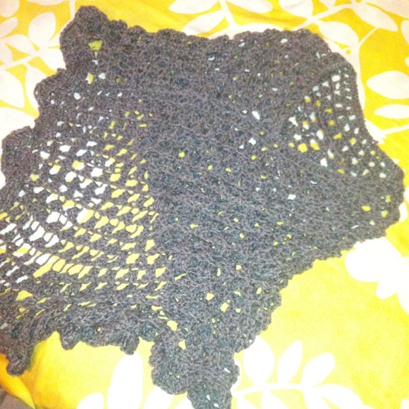 Handmade Two-Way Poncho - Picture 3 of 4