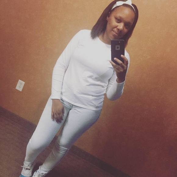 Meet your Posher, Eva