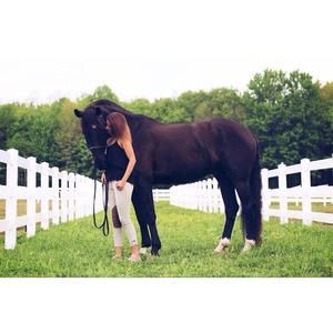 Meet your Posher, Maia