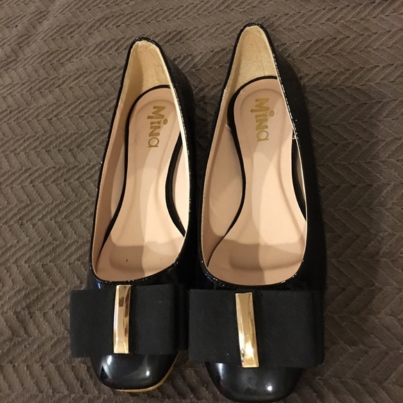 Mina Size 6.5 Black Ballerina Flats