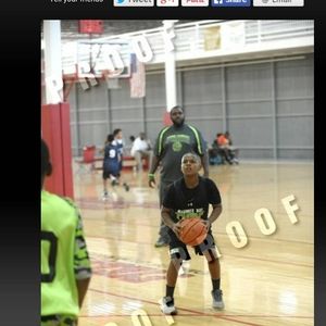 Meet your Posher, Clarence