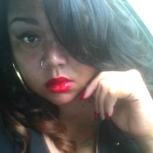 Meet your Posher, Candis