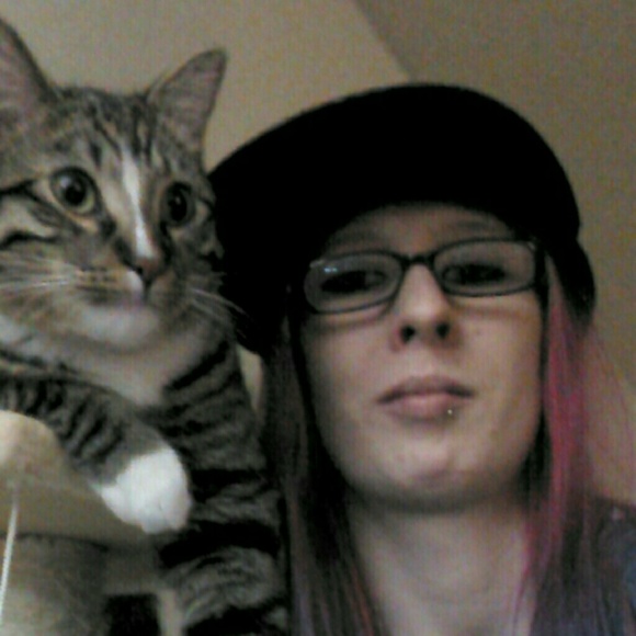 Meet Your Posher - Picture 2 of 4