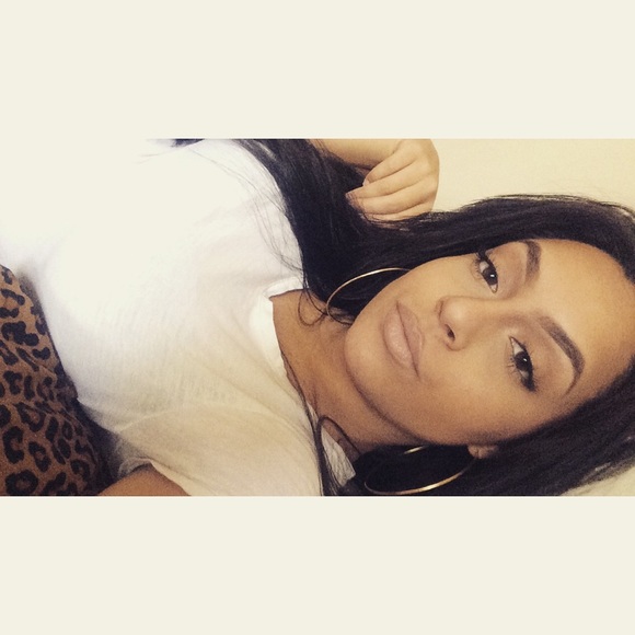 Meet your Posher, Bianca - Picture 1 of 1