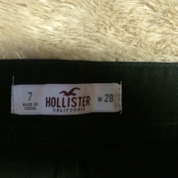Hollister Low Rise Shorts Size 7 - Picture 2 of 3