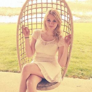 Meet your Posher, Brittney