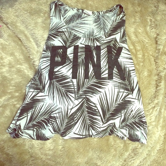 PINK Tank Top Size Medium - Picture 1 of 1