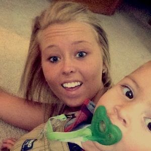 Meet your Posher, Brittnie