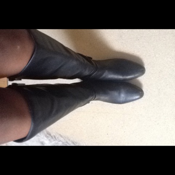 Boots - Picture 2 of 3