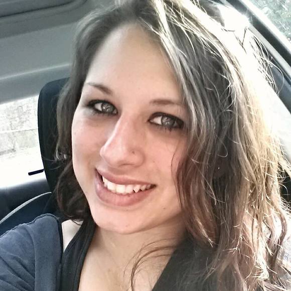 Meet your Posher, Jaylene - Picture 1 of 1