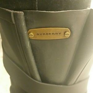 Meet your Posher, Sheila