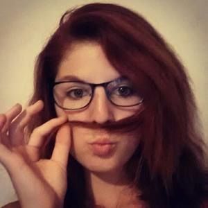 Meet your Posher, Caroline