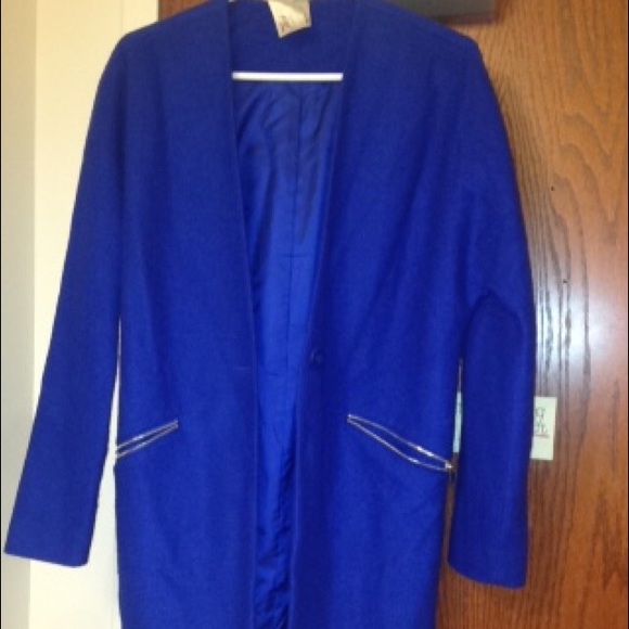 Coat - Picture 2 of 3